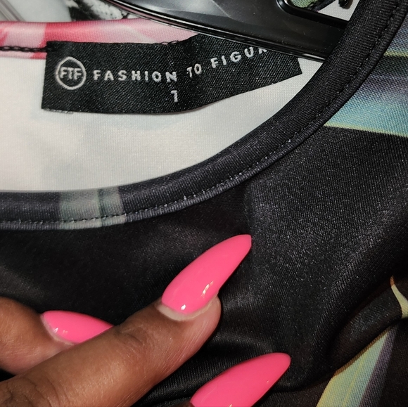 FTF DRESS - Picture 7 of 7